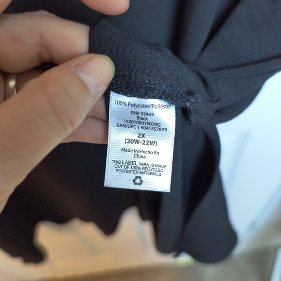 Terra & Sky Black Ruffle Vneck Sleeveless Lightweight Tunic Top 2X - Picture 5 of 7